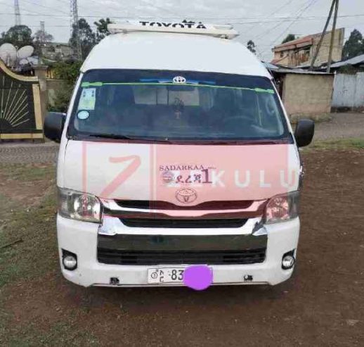 Toyota Hiace High-Roof Car for Sale in Addis Ababa