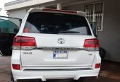 Toyota Land Cruiser V8 2010 Manual 6 Speed In Addis Ababa