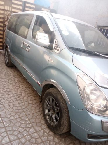 Hyundai Starex 2011 Automatic Car for Sale in Addis Ababa Ethiopia