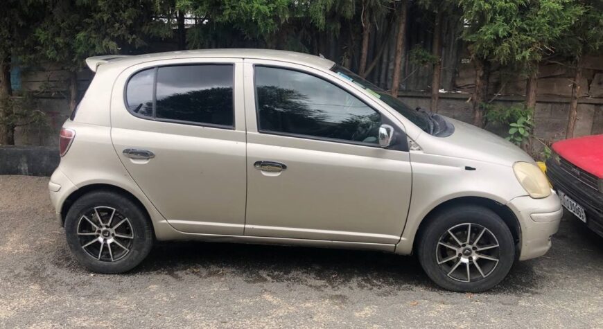 Toyota Vitz real 2002 Automatic for Sale in Addis Ababa