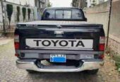 Toyota Hilux 2.0L Automatic 2000