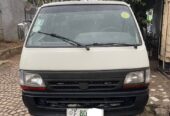 Toyota HiAce 2002 Manual