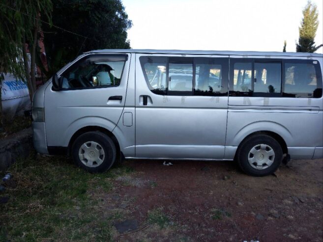 Toyota HiAce Super Abadula Manual 2005