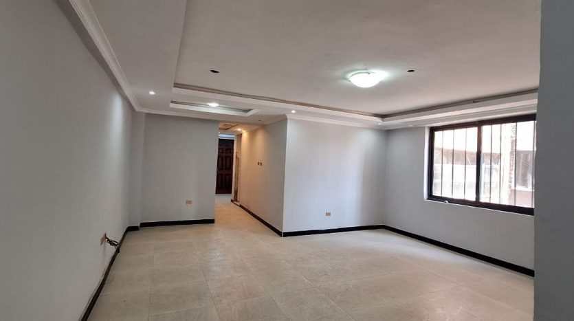 Spacious 122 m² 3rd Floor Condominium in Ayat 49 (2-4) 40×60