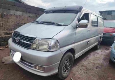 Toyota-Dolphin-Manual-2011-Sale-in-Addis-Ababa-01