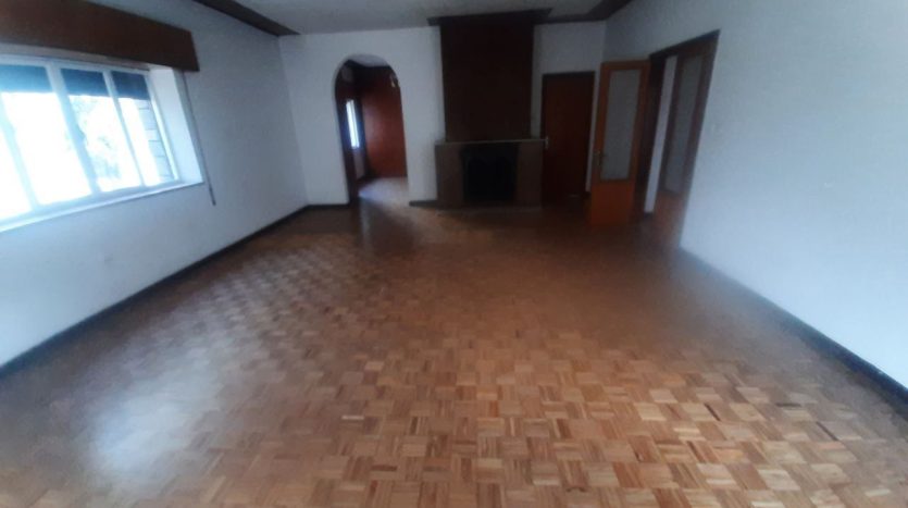 Elegant Villa For Rent: 500m2 Ground Residence In Bole 19 Qebele