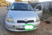 Toyota Vitz Benzine Automatic 2001