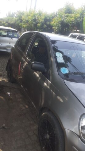 Toyota Vitz Benzine Automatic 2003