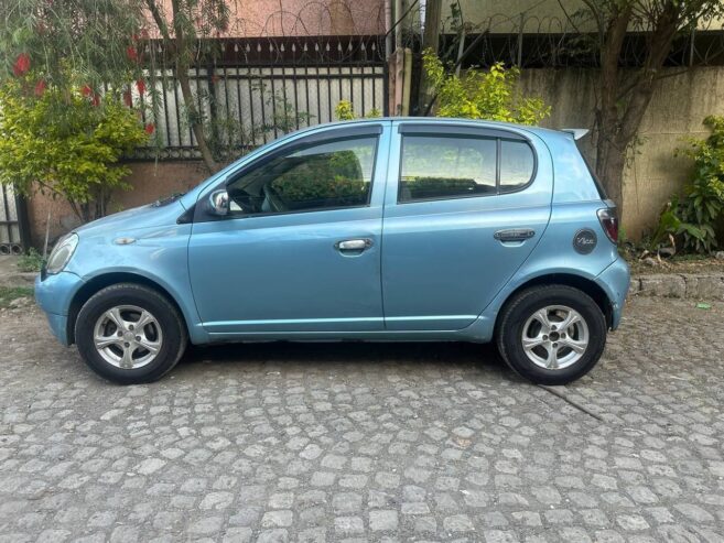 Toyota Vitz Benzine Automatic 2001\12month