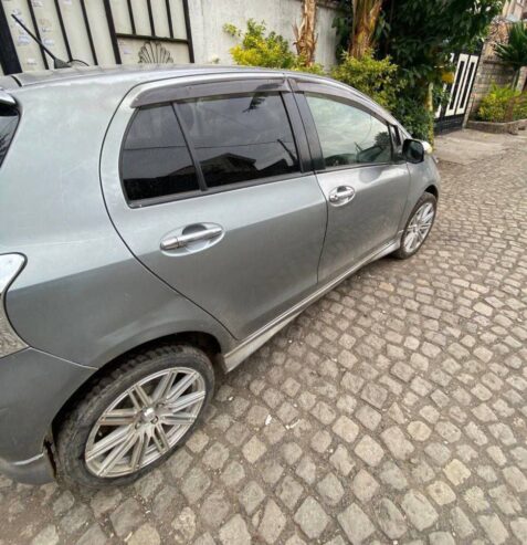 Toyota Yaris Compact 2008 Benzine Automatic