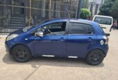 Toyota Yaris Compact Benzine Automatic 2005