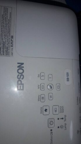 Epson EB-S31 Projector